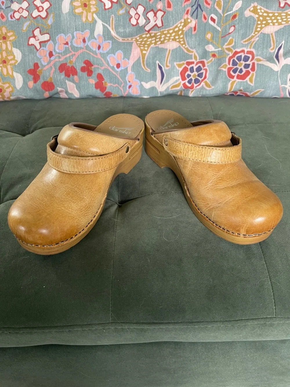 Dansko Beige Leather Clogs with Buckle - Picture 4 of 6